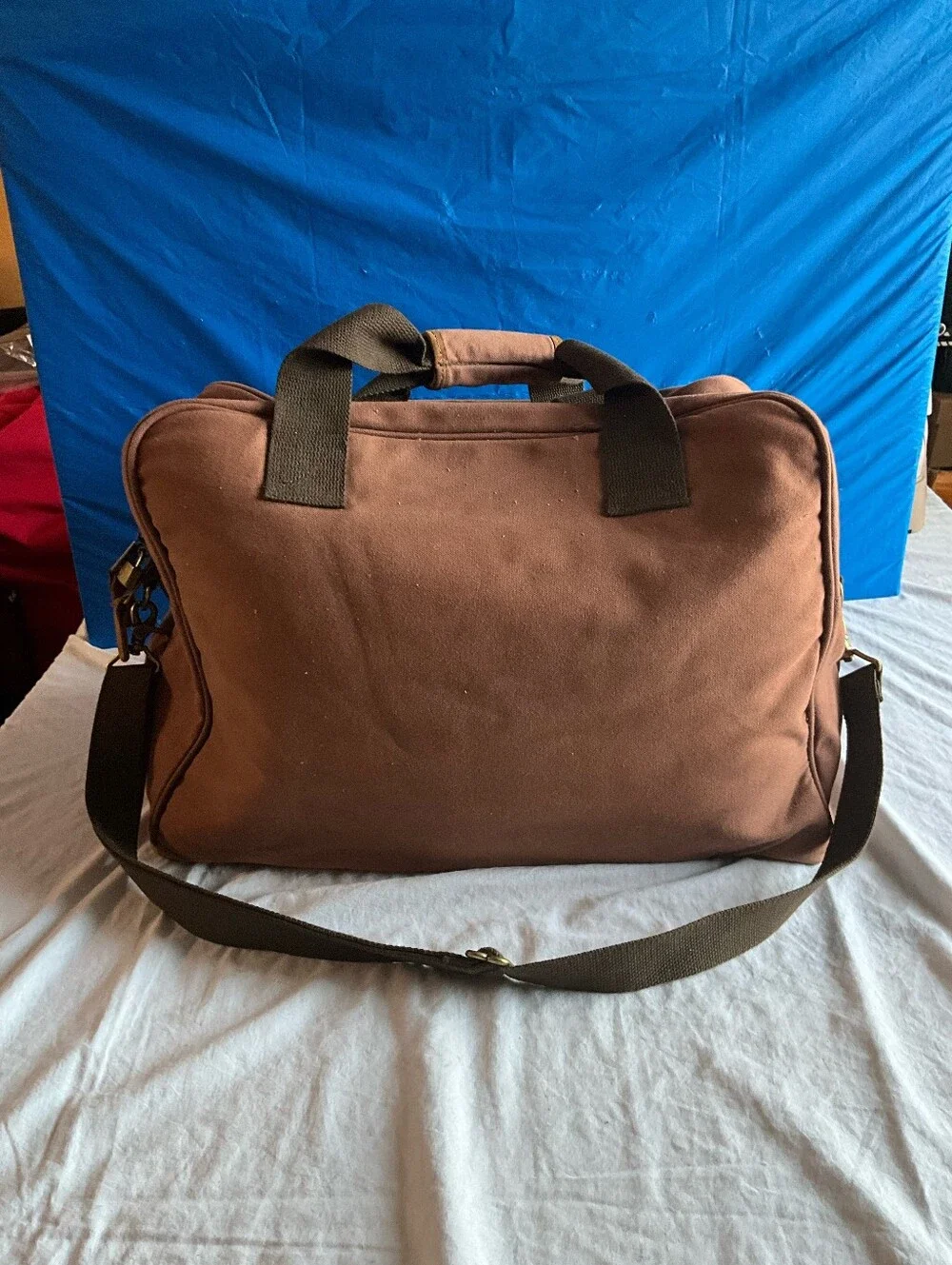 ​Magellan Sportswear Vintage Canvas & Suede Duffel Bag